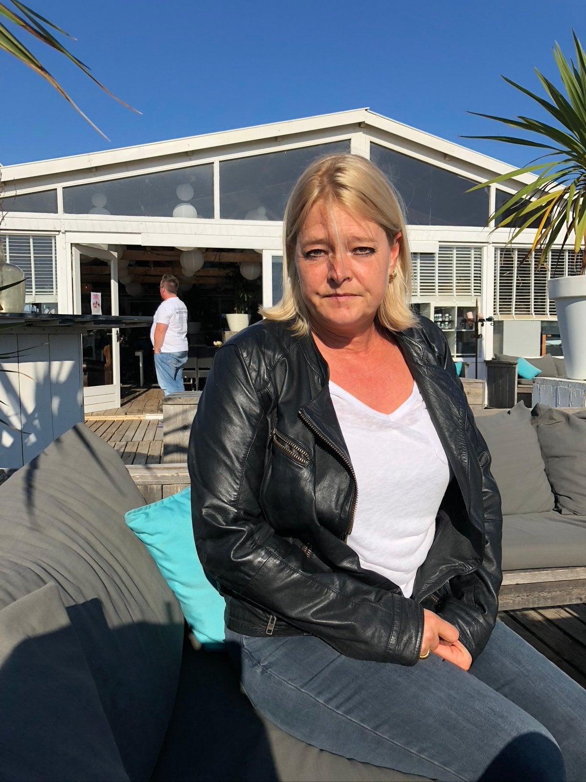 Gemeubileerd appartement gezocht in Scheveningen of Den Haag, Huizen en Kamers