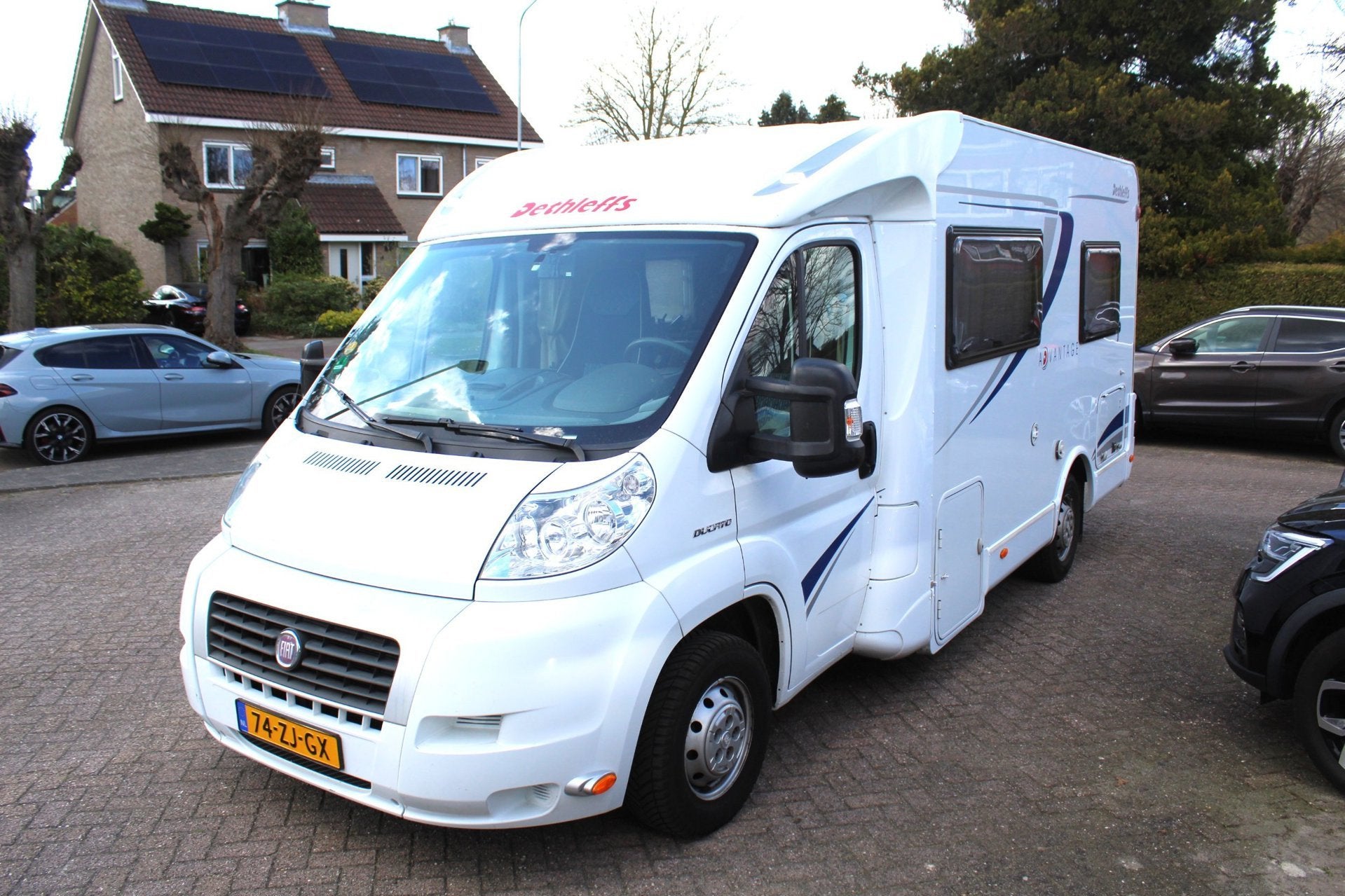 Dethleffs T 5841 K1GI0G04DT8016, Caravans en Kamperen, Hooiweg 161
9765 EE  Eelde, NL, Bedrijf, Info@autoservicepaterswolde.nl