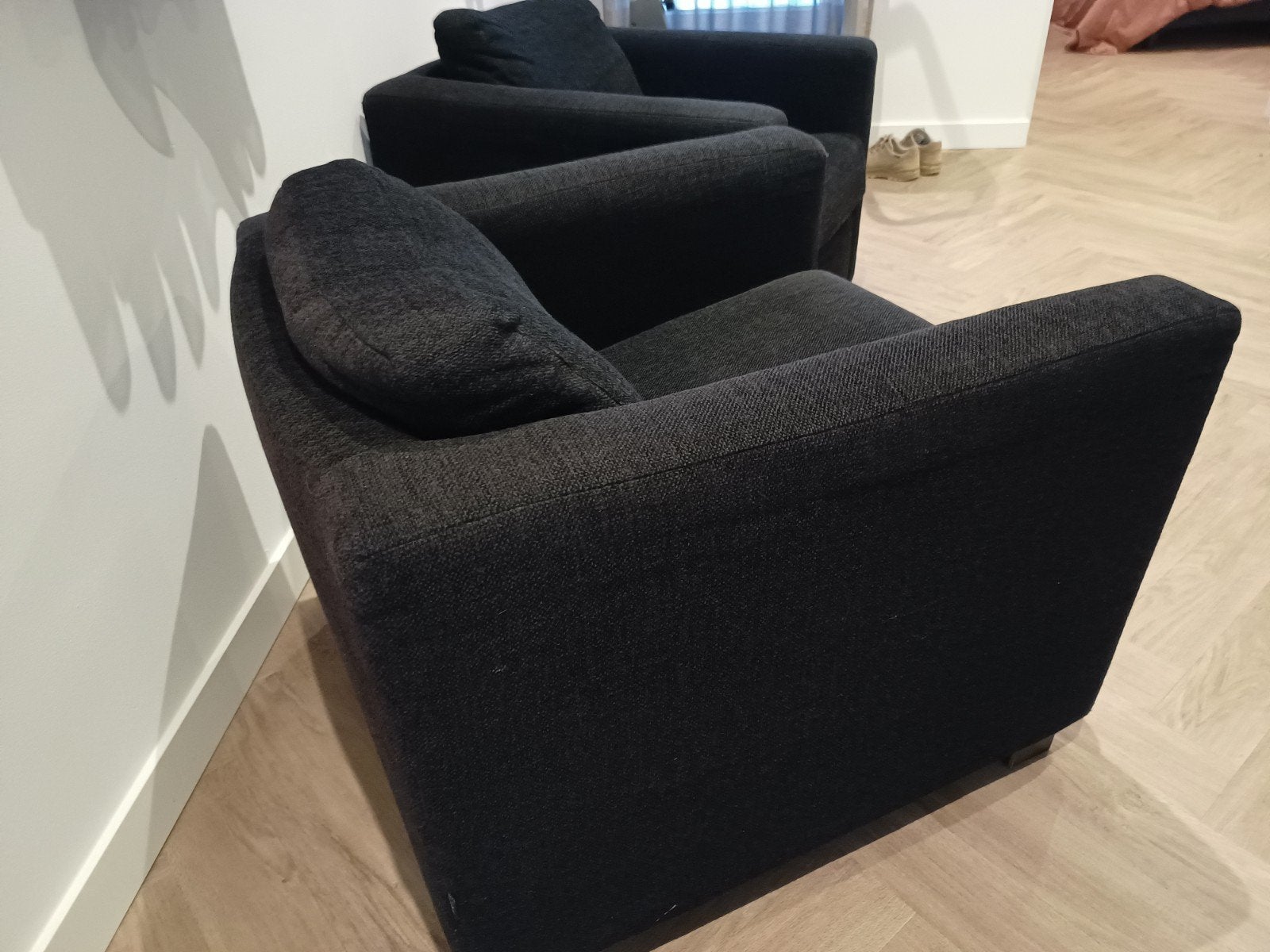 twee zwarte fauteuils, gratis af te halen, Huis en Inrichting, Ophalen, Gebruikt, 75 tot 100 cm, 50 tot 75 cm