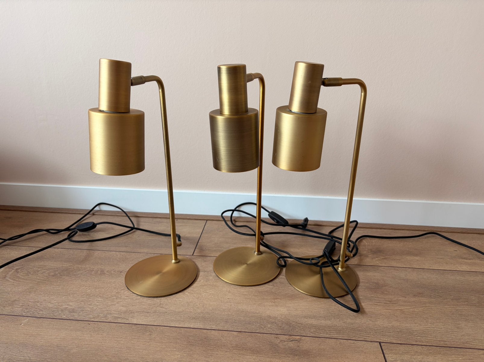 3 goudkleurige tafel/ bureaulampen, Huis en Inrichting, Lampen | Tafellampen, Ophalen, Zo goed als nieuw