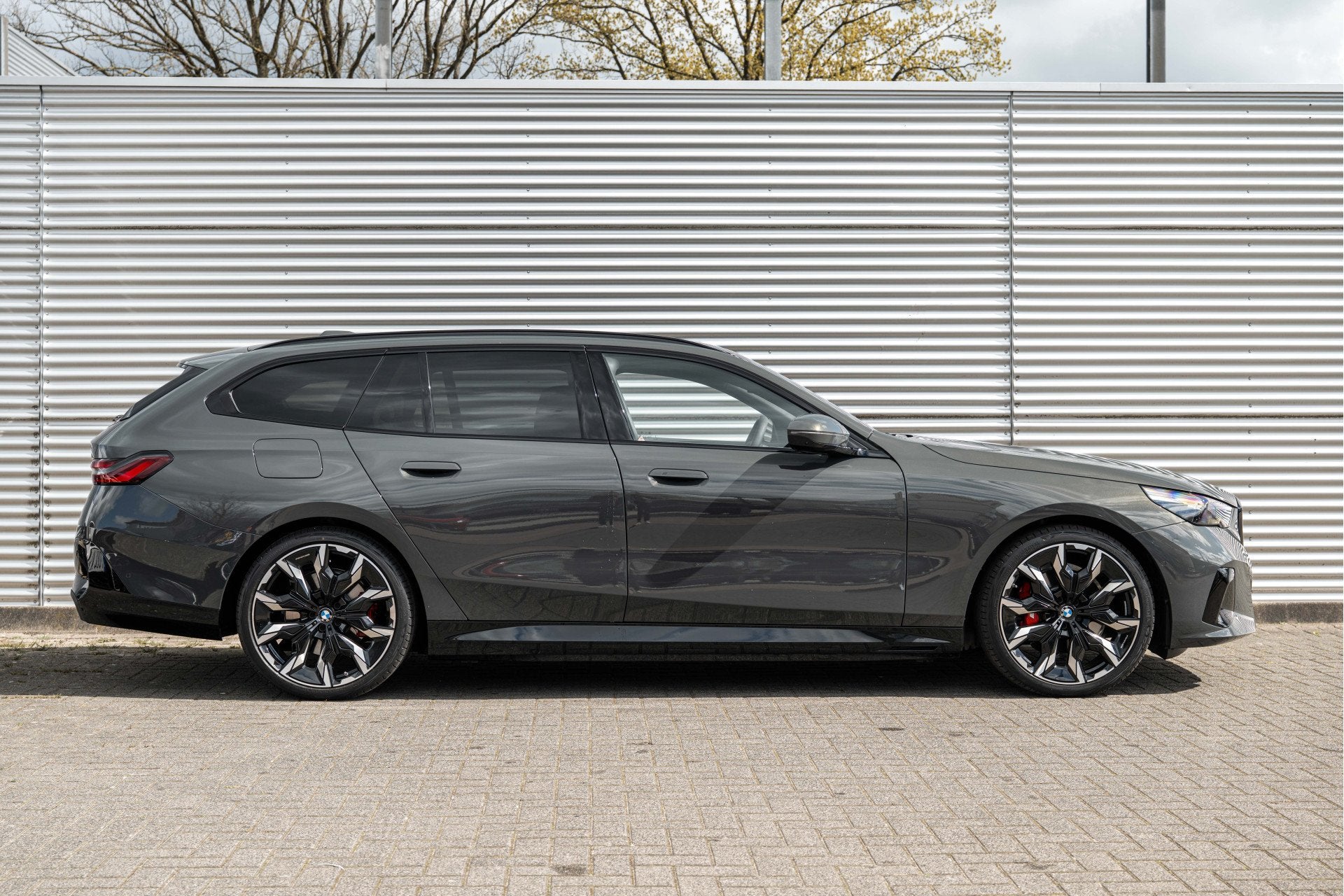 BMW 5 Serie Touring 530e M Sport Automaat / Panoramadak / Tr, Auto's, Automaat, Achterwielaandrijving, 1800 kg, 4 cilinders
