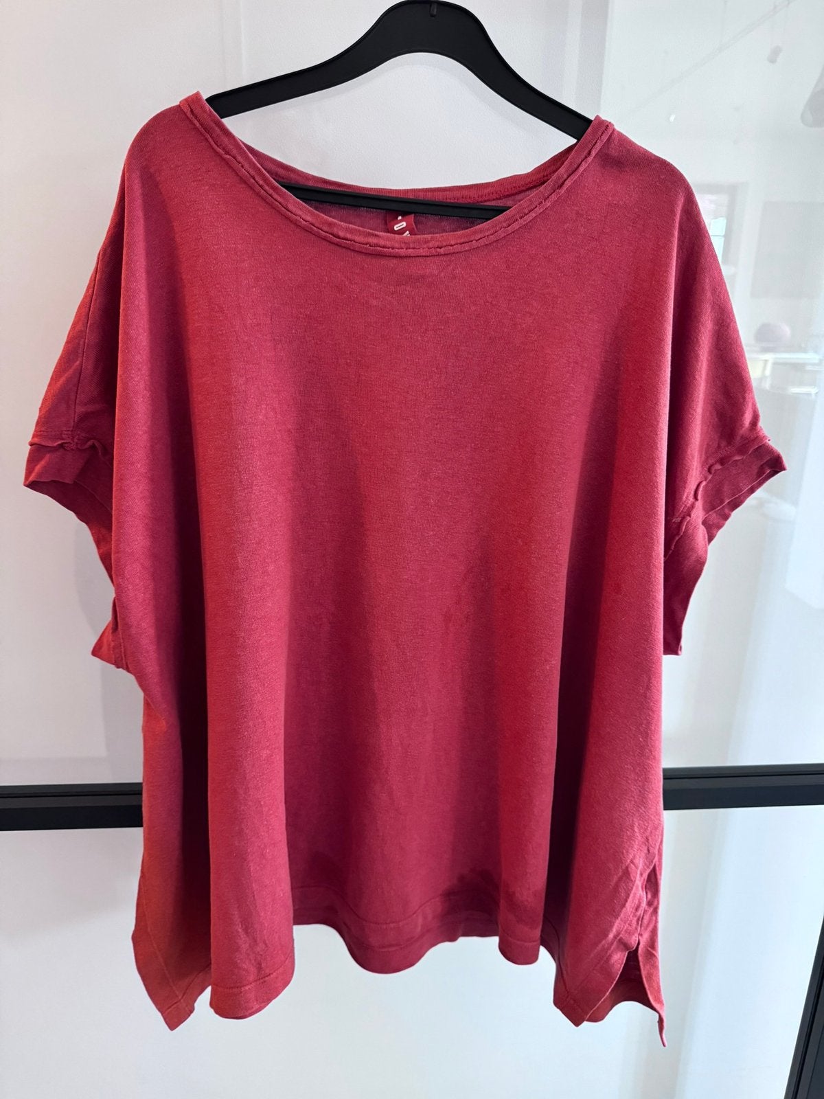 Ischiko Oska shirt maat 2, Kleding | Dames, T-shirts, Maat 46/48 (XL) of groter, Ophalen of Verzenden, Zonder mouw, Gedragen