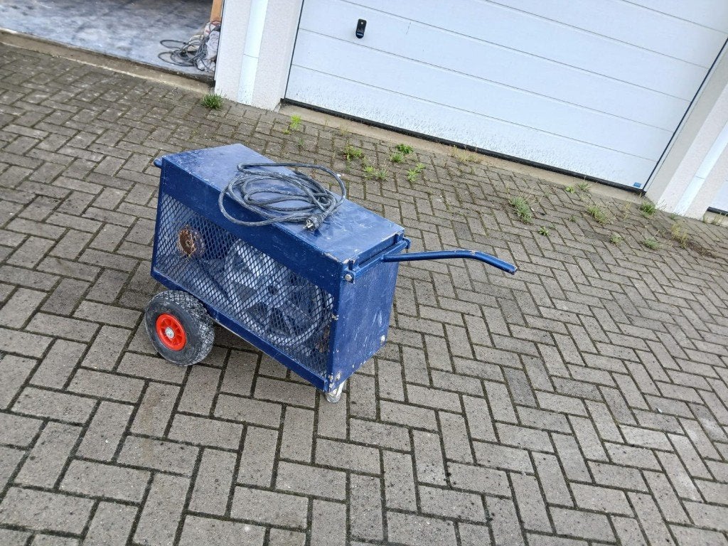 Spack spuit  Compressor, Ophalen, 10 bar of meer, Zo goed als nieuw, Minder dan 200 liter/min