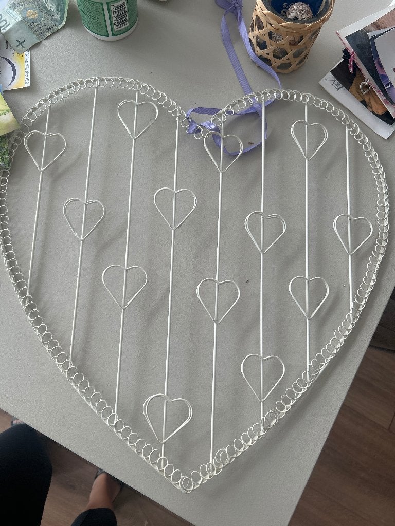 Hartvormig fotorek van metaal, Ophalen, Gebruikt, 46 cm, Wit