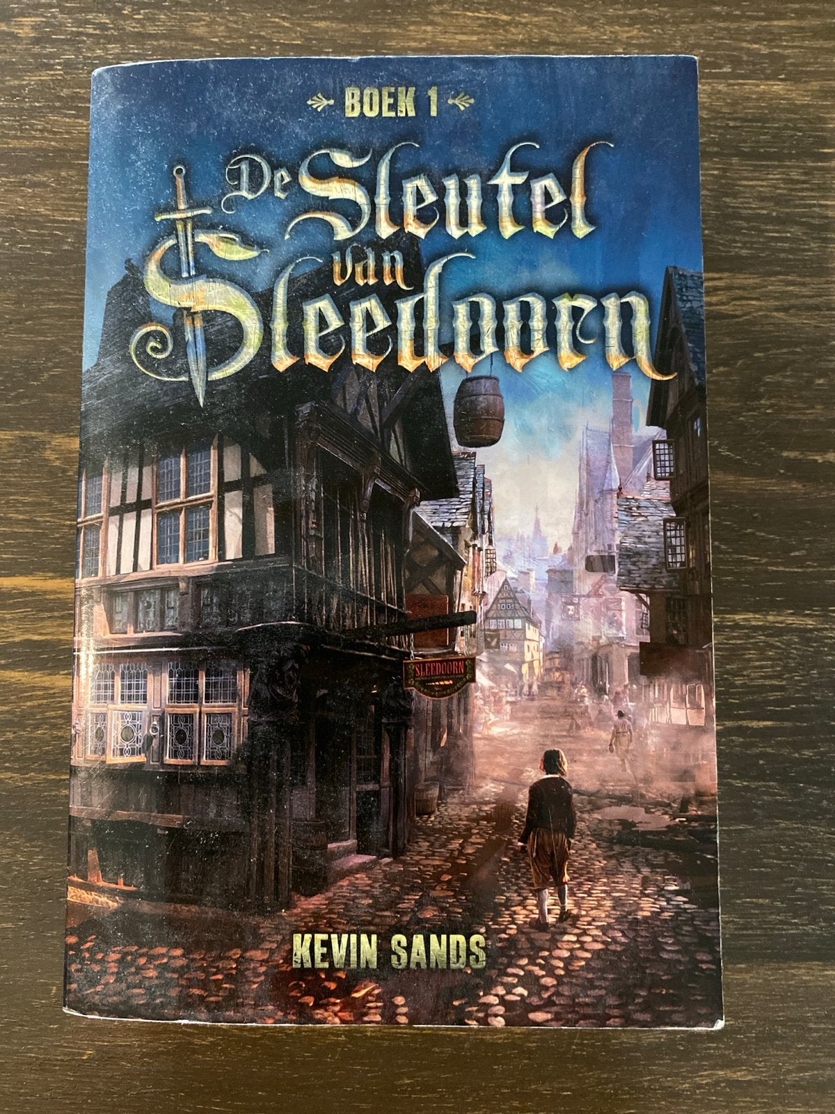 De Sleutel van Sleedoorn - Boek 1 (Kevin Sands), Boeken, Ophalen of Verzenden, Zo goed als nieuw