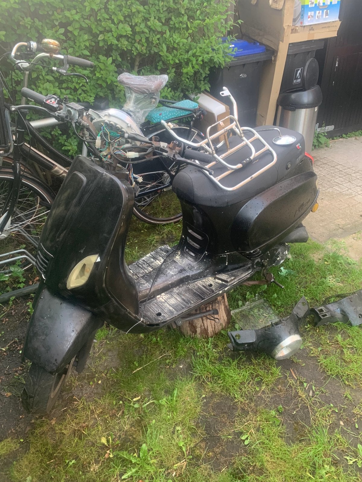 Opknap scooter iva lux 50, Fietsen en Brommers, Snorfietsen en Snorscooters, Overige merken, Gebruikt, Ophalen of Verzenden, Benzine