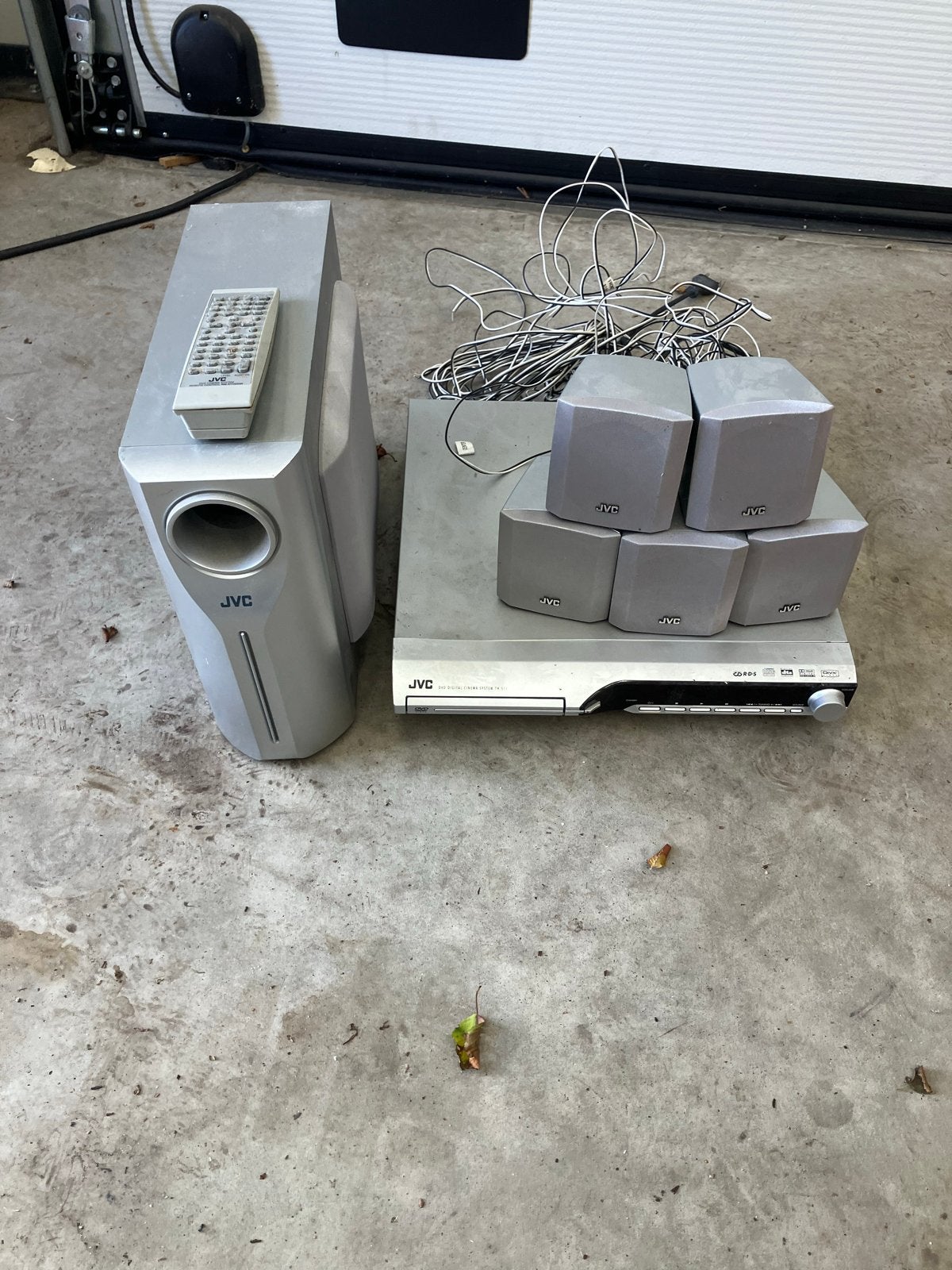 JVC Home Cinema Set met DVD-speler en 5.1 luidsprekers, Gebruikt, JVC, Ophalen of Verzenden, 5.1-systeem