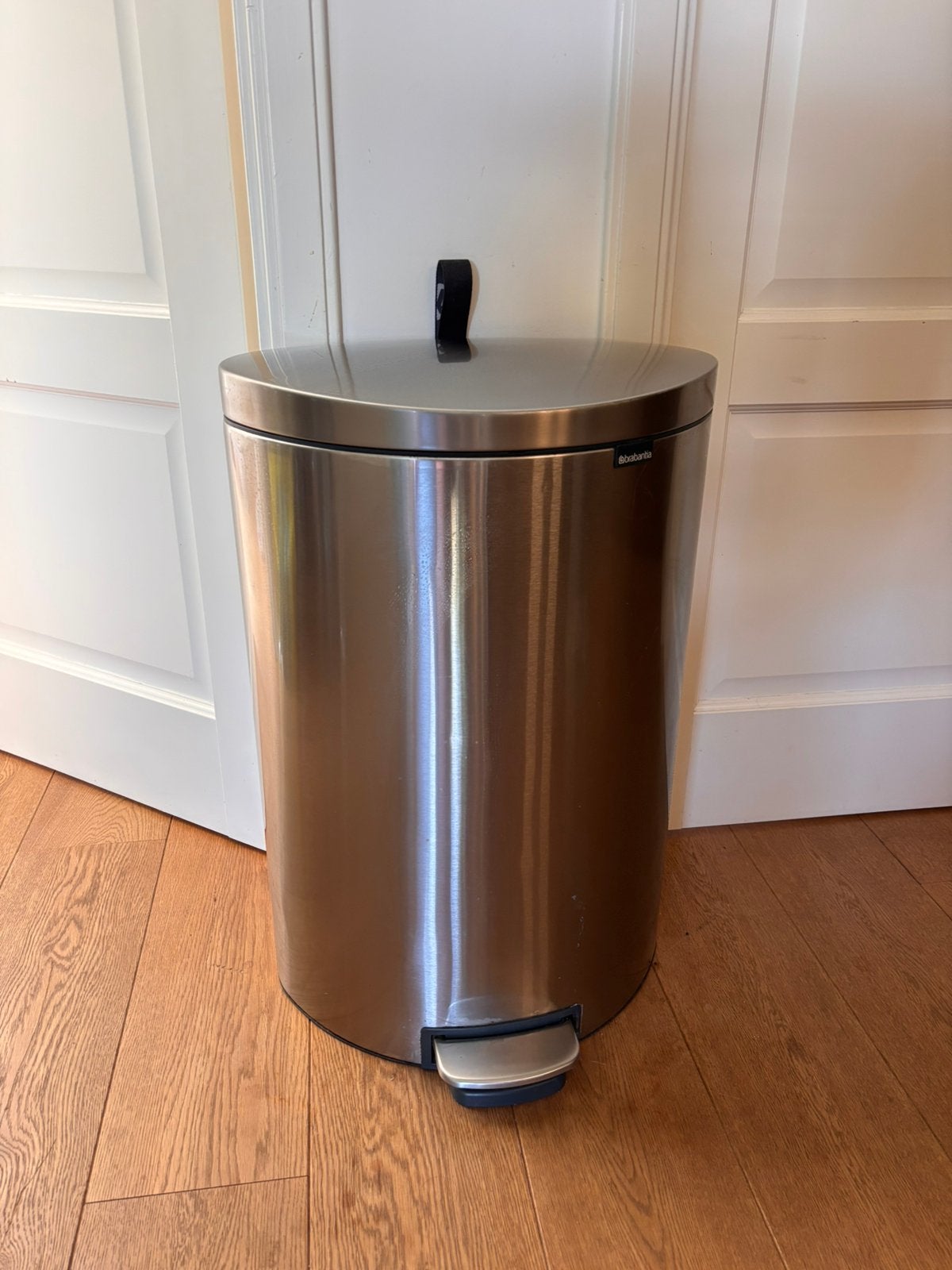 Brabantia Flatback RVS met pedaal 60L, Ophalen, Met pedaal, 40 liter of meer, Zo goed als nieuw