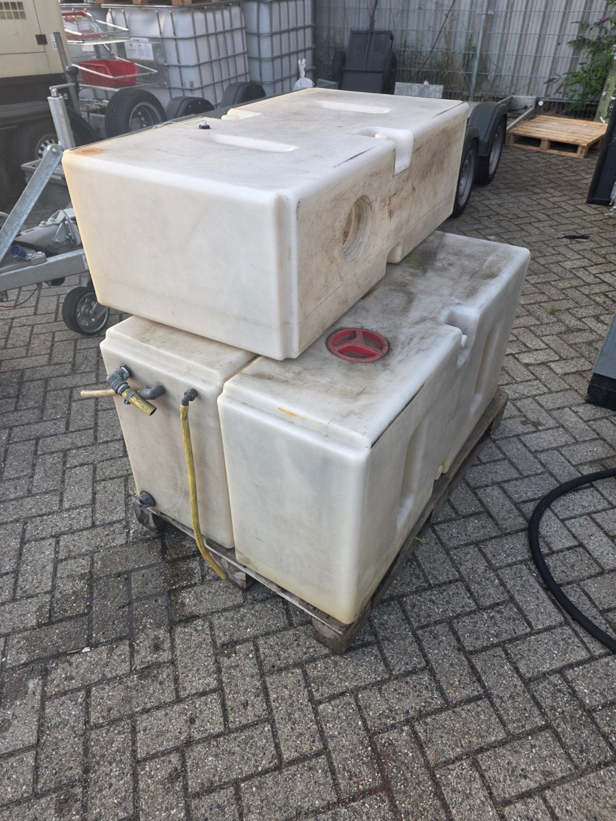 3 koppelbare watertanks 114x36x59 cm, Ophalen of Verzenden, Gebruikt