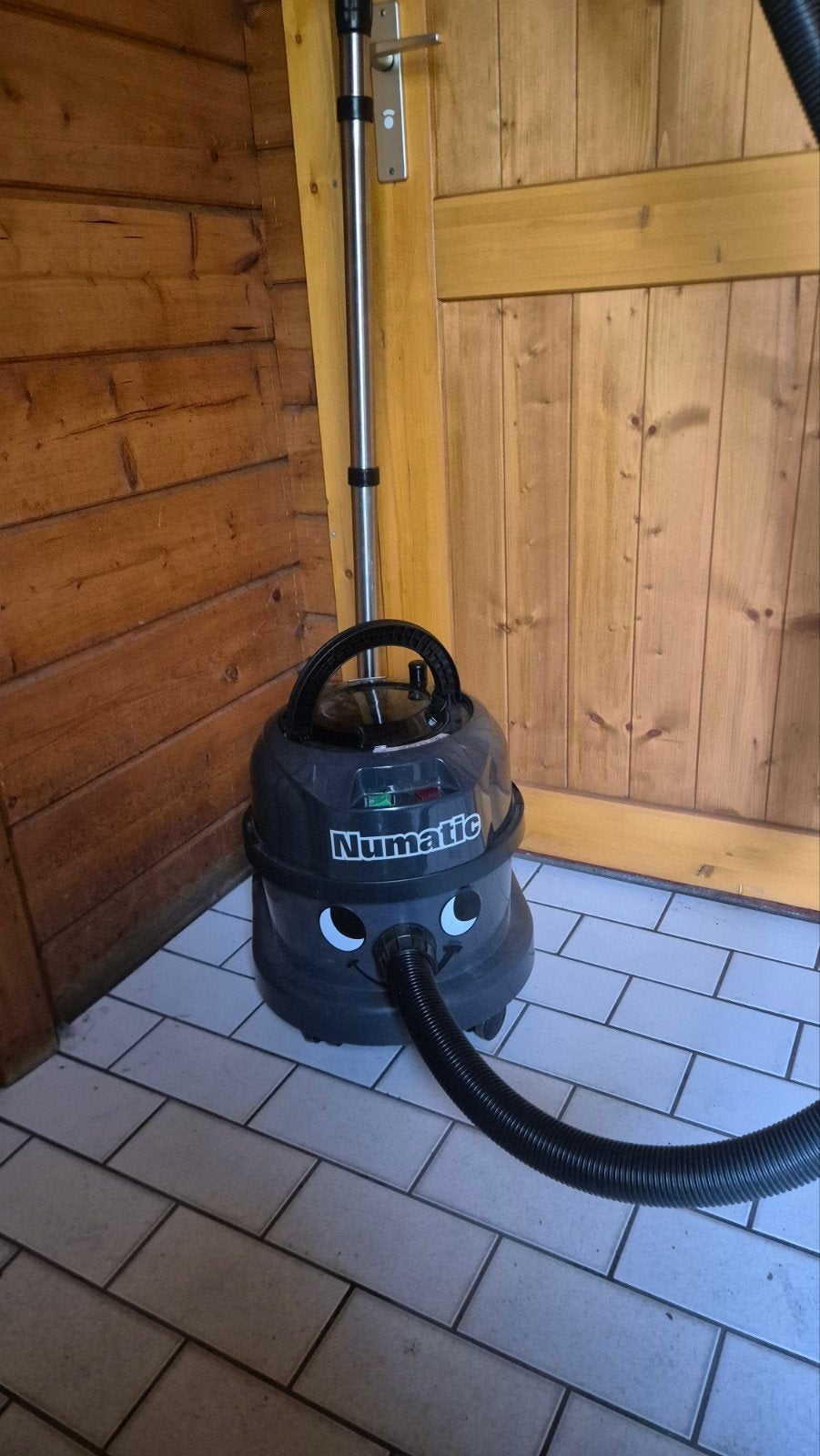 Numatic Henry stofzuiger - Krachtige en betrouwbare hulp, Witgoed en Apparatuur, Gebruikt, Numatic, Minder dan 1200 watt, Ophalen