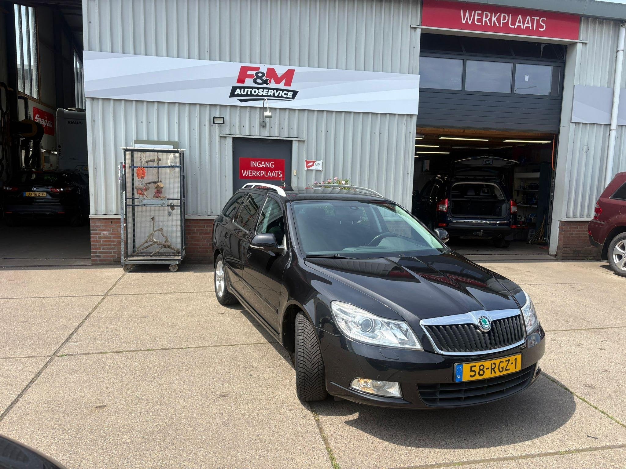 Skoda Octavia Combi 1.2 TSI Elegance Business Line Clima, cr, Auto's, Voorwielaandrijving, Euro 5, Stof, Gebruikt