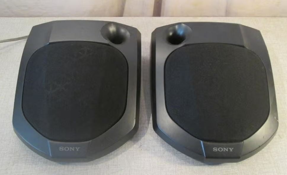2 Prima wand Luidsprekers van Sony, Audio, Tv en Foto, Luidsprekers, Ophalen of Verzenden, Zo goed als nieuw, Minder dan 60 watt