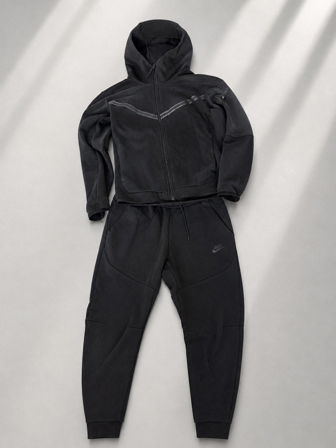 Nike Tech Fleece Trainingspak Zwart - Maat S, Zwart, Ophalen of Verzenden, Zo goed als nieuw, Algemeen