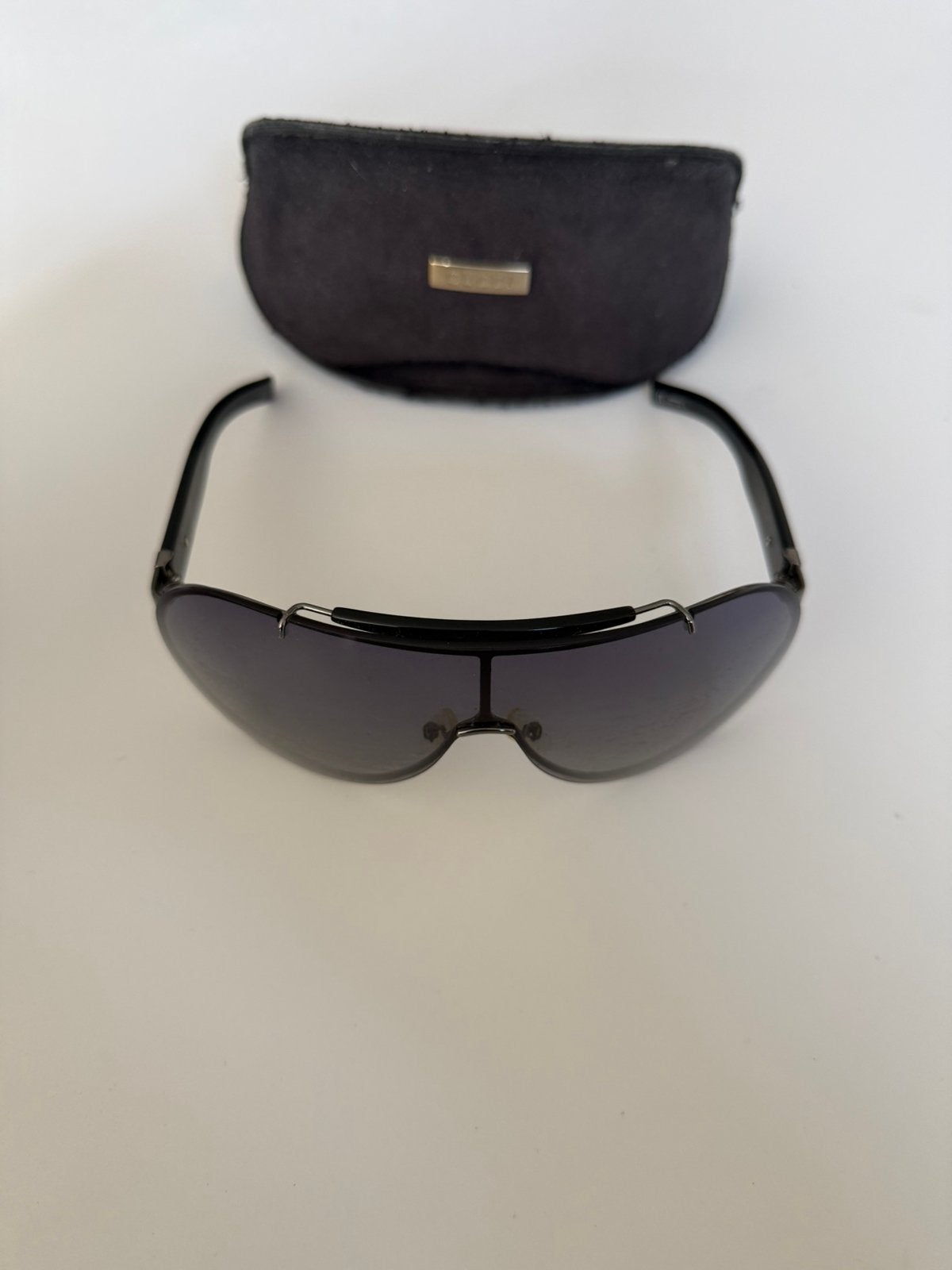 Originele Gucci GG 1830/S zonnebril, Ophalen of Verzenden, Zo goed als nieuw, Zwart, Overige merken
