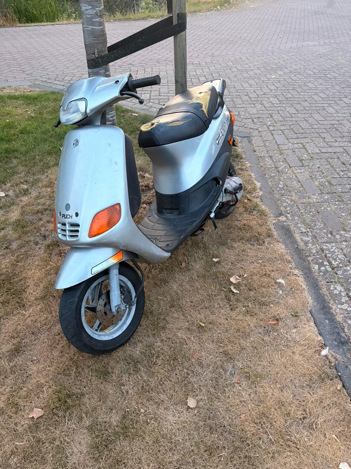 Piaggio zip type 3, Fietsen en Brommers, Ophalen, Zip, Zo goed als nieuw, Benzine