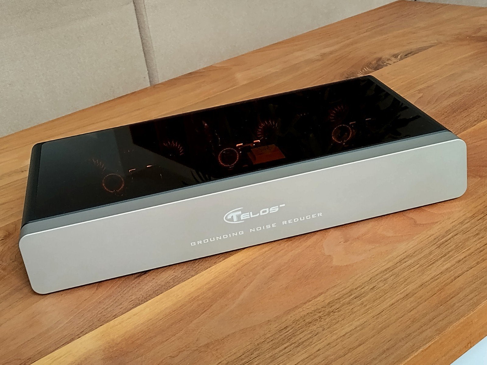 Telos Audio Design GNR (Grounding Noise Reducer) nieuwstaat, Ophalen of Verzenden, Zo goed als nieuw