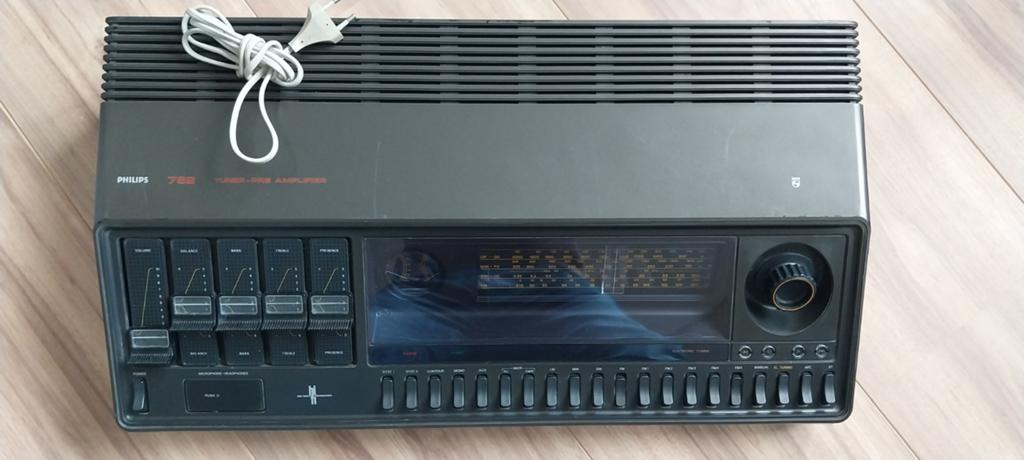 Philips 762 tuner, voorversterker MFB / "vliegdekschip", Audio, Tv en Foto, Versterkers en Receivers, Gebruikt, Ophalen, Overige merken