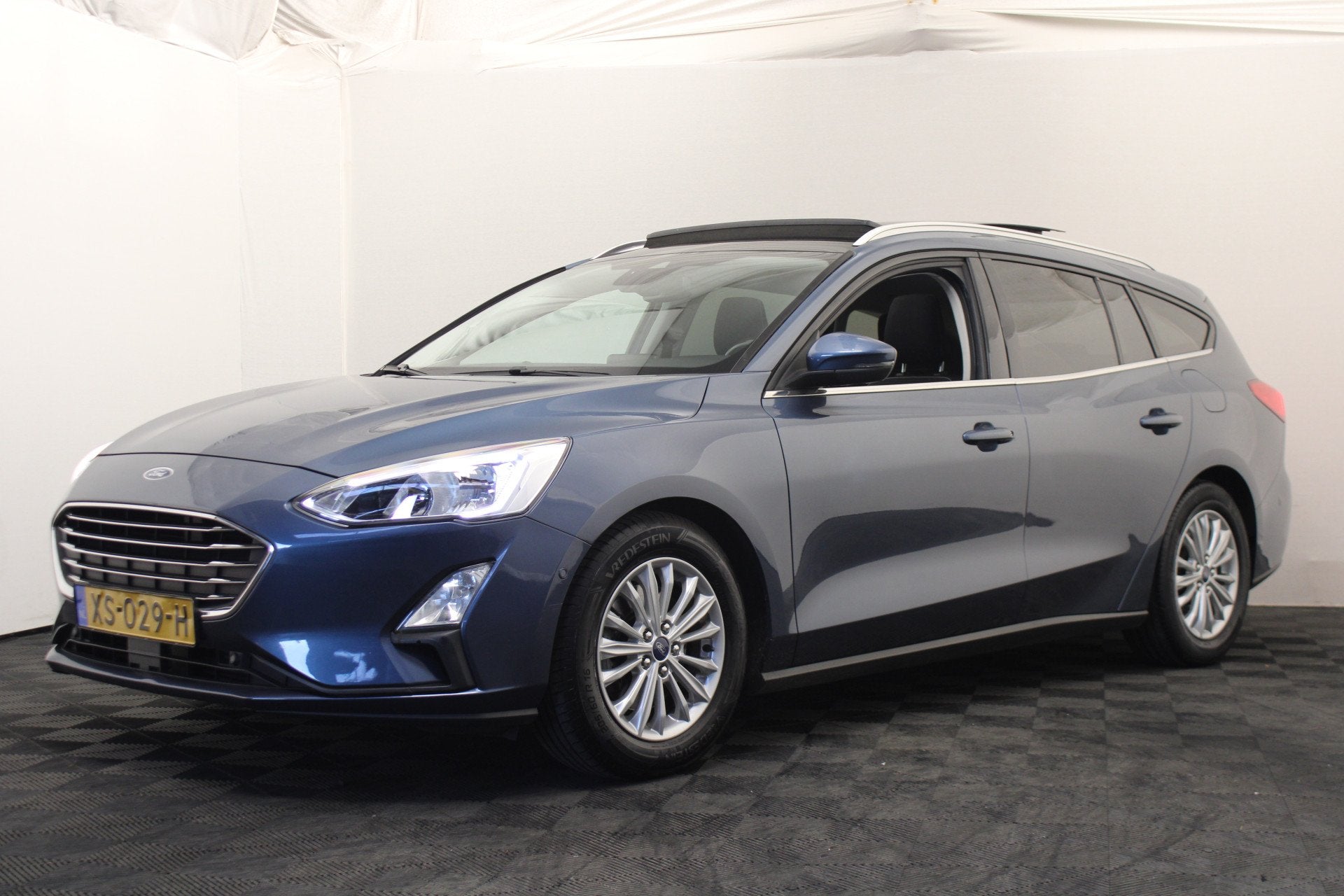 Ford FOCUS Wagon 1.0 EcoBoost Titanium Business |Pano|Camera, Stof, Gebruikt, Origineel Nederlands, Automatische klimaatregeling