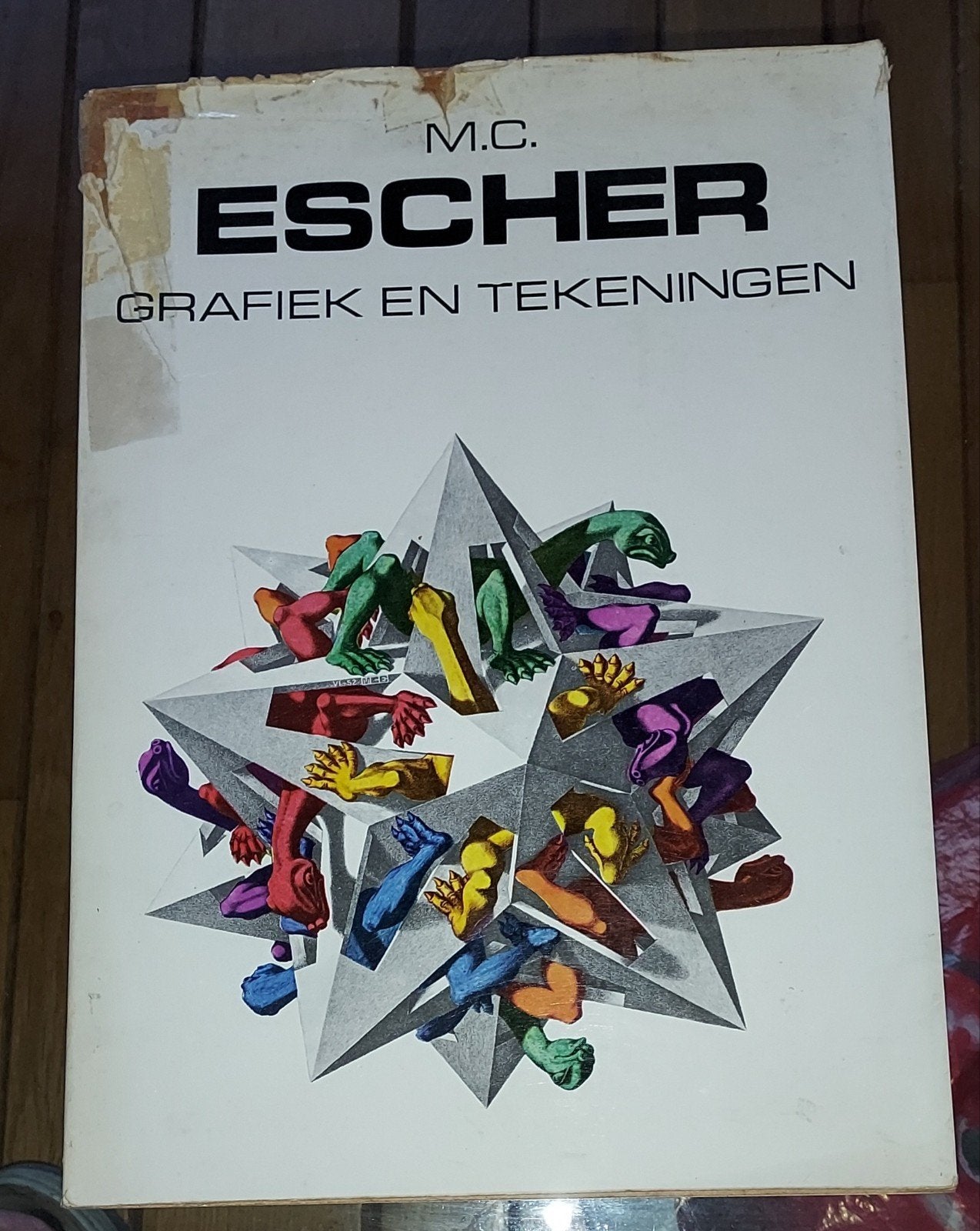M.C. Escher – Grafiek en Tekeningen (7e druk, 1967), Ophalen of Verzenden, Gelezen