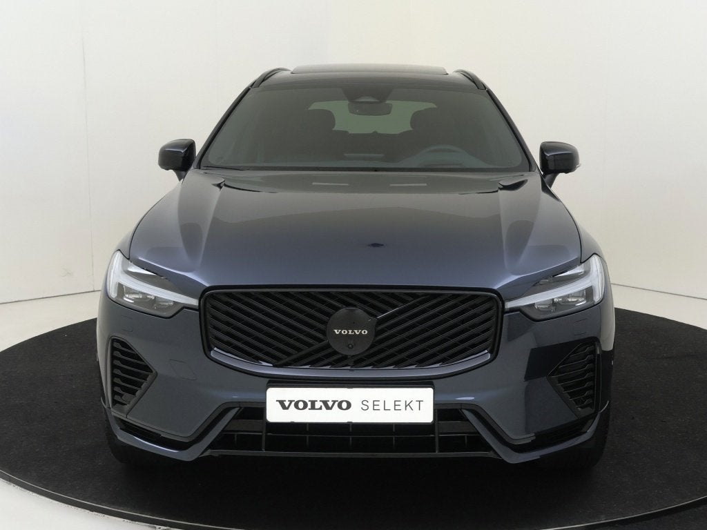 Volvo XC60 T6 AWD Ultra Black Edition | Panoramadak | 360°, Automaat, 12 maanden, Gebruikt, 4 cilinders