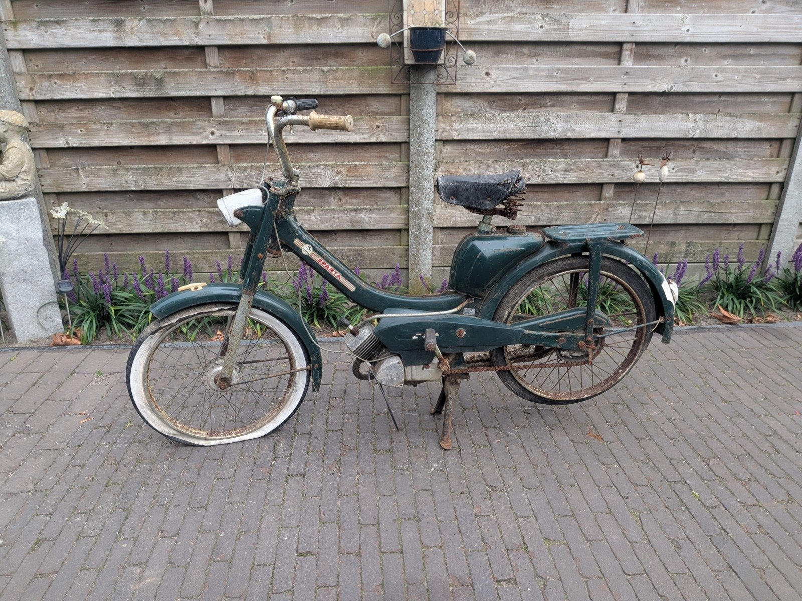 Sparta bromfiets, Ophalen, Sparta