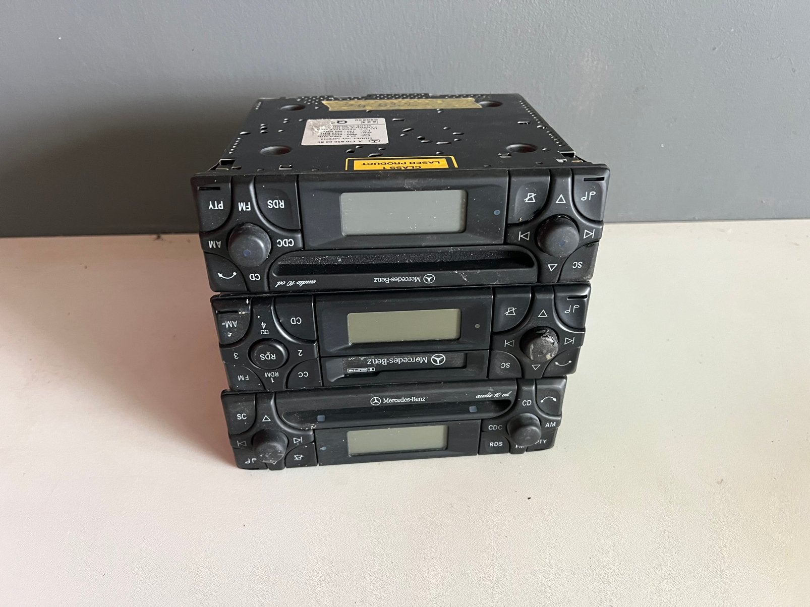 Mercedes r129 w140 radio, Auto diversen, Ophalen, Gebruikt