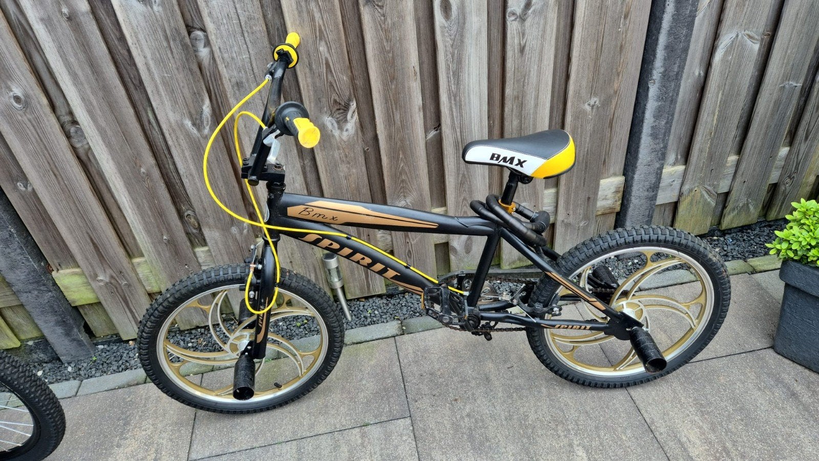 BMX Stunt Crossfiets 20inch Gold te koop. Z.G.A.N., Ophalen, Terugtraprem, Gebruikt, 20 tot 24 inch