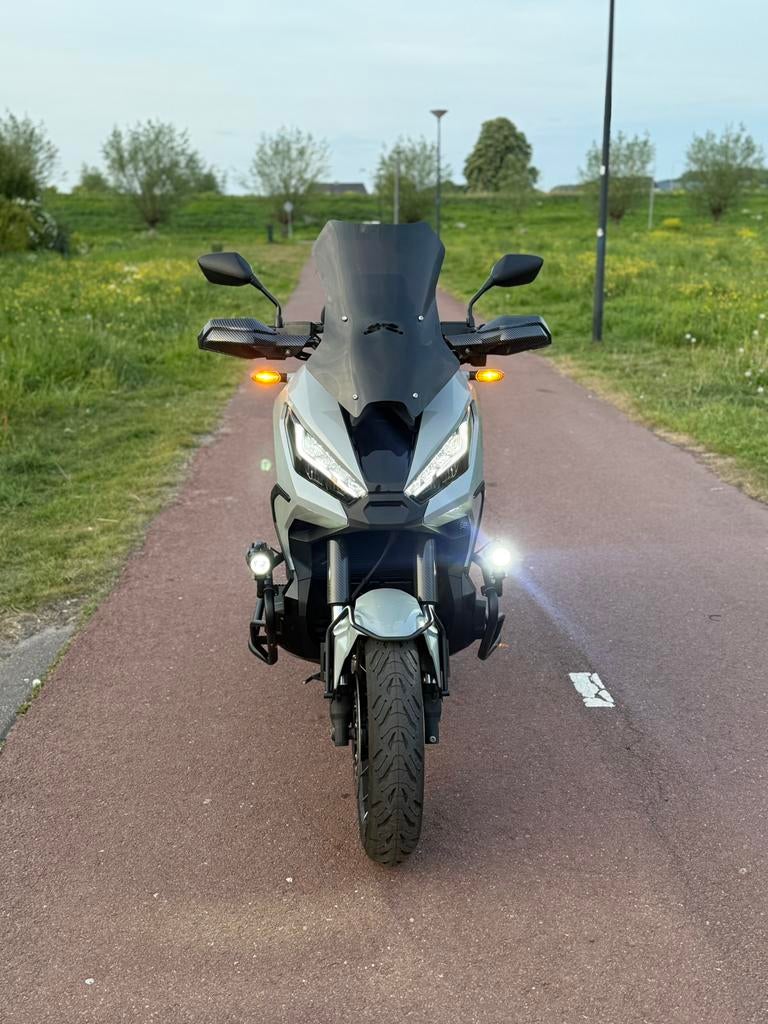Honda X Adv Nardo/Carbon edition, 750 cc, Scooter, Particulier, Meer dan 35 kW