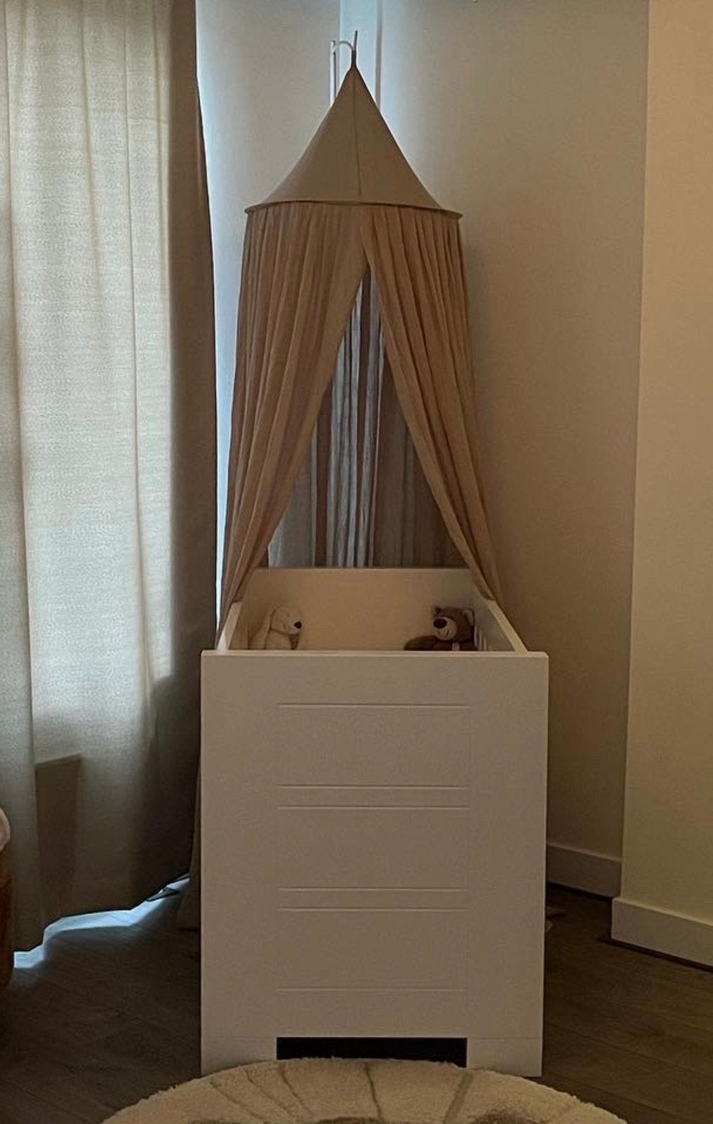 Beige klamboe met stang, Kinderen en Baby's, Ophalen, Zo goed als nieuw, Jongetje of Meisje