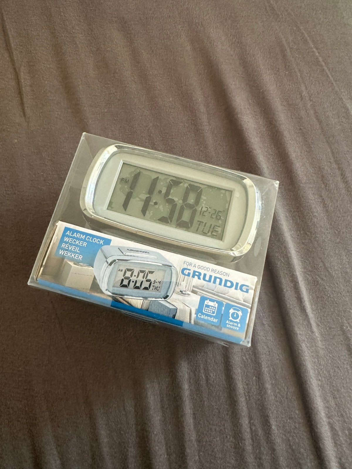 Grundig digitale wekker - Nieuw in verpakking, Ophalen of Verzenden, Nieuw, Digitaal