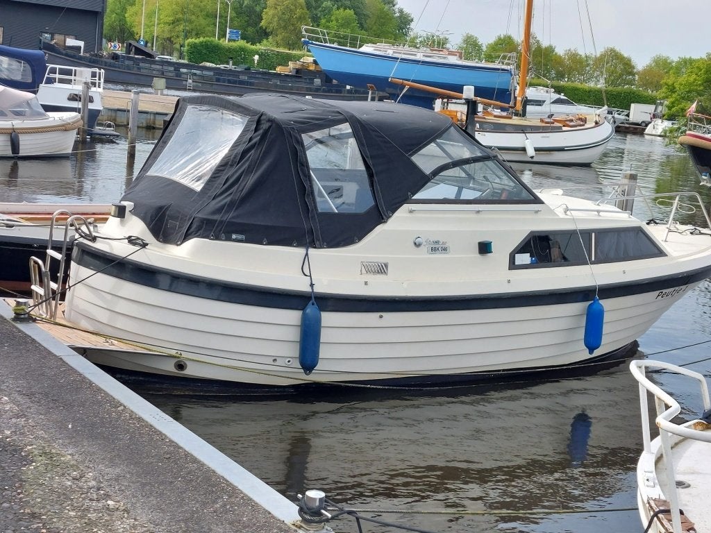 NAJAARSPRIJS Scand 25 spitsgatter 36pk 3cil diesel motorboot, Ophalen, Gebruikt, Binnenboordmotor, Diesel
