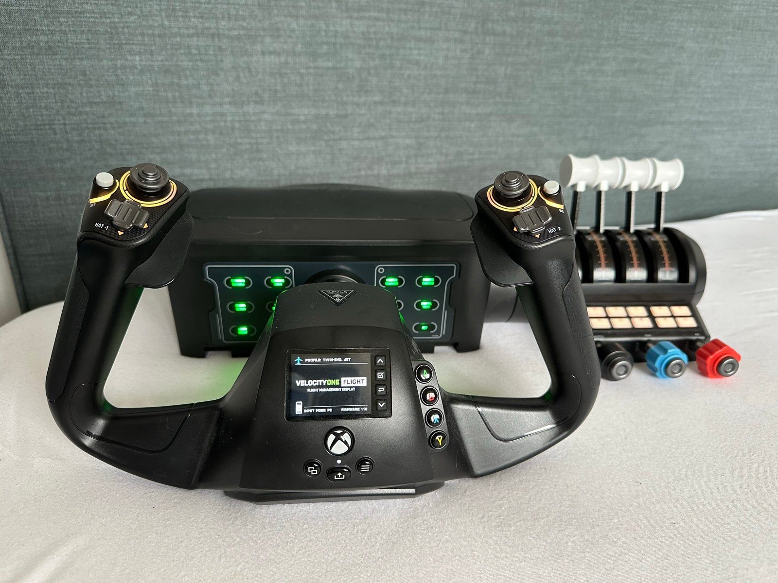 Turtle Beach VelocityOne Yoke Xbox PC Flight Sim, Computers en Software, Verzenden, Zo goed als nieuw