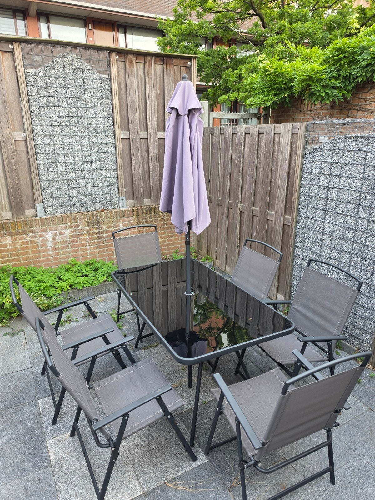 mooie tuintafel, Ophalen, Zo goed als nieuw