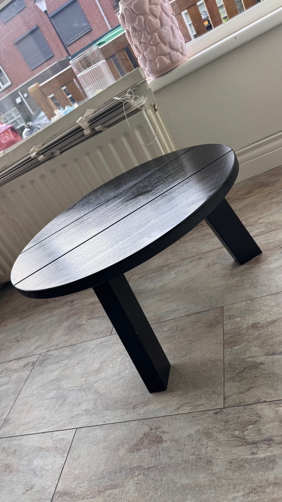 Zwart rond bijzettafeltje, Ophalen, Zo goed als nieuw, Rond, 50 tot 100 cm