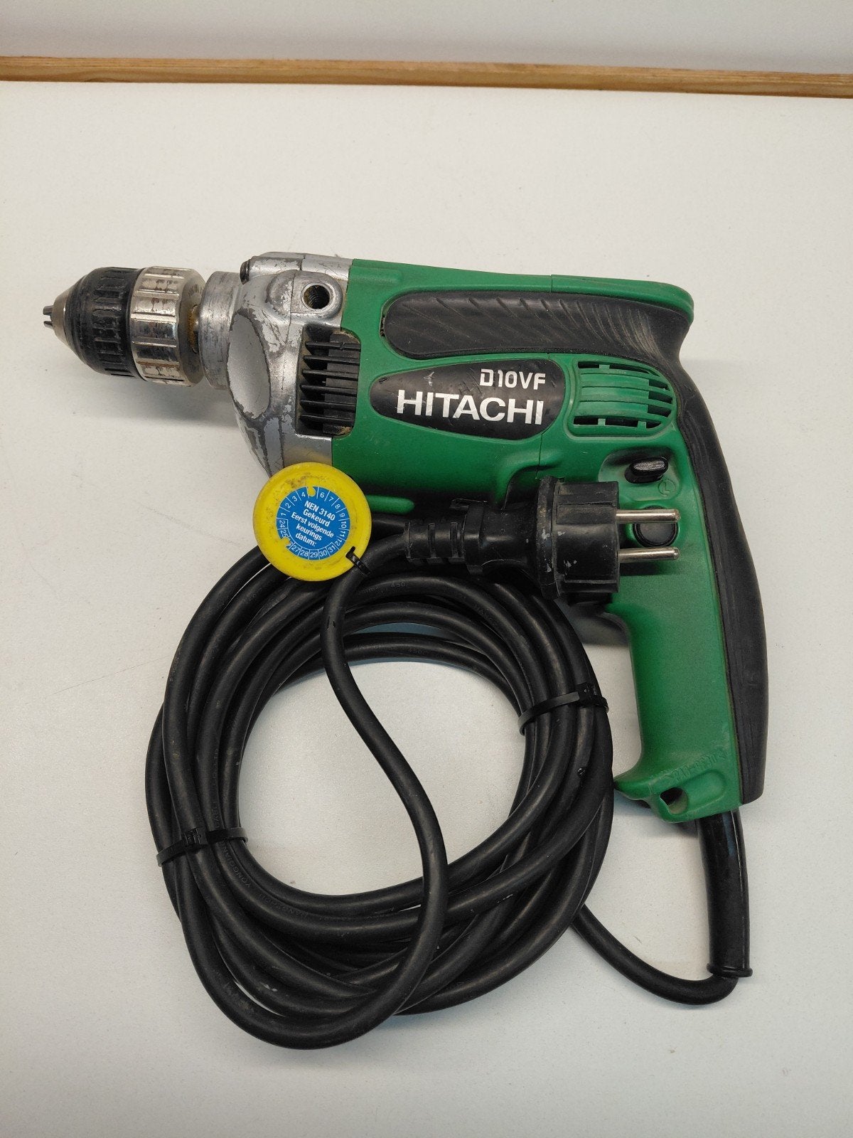 Hitachi D 10VF boormachine 710W, Ophalen of Verzenden, Boormachine