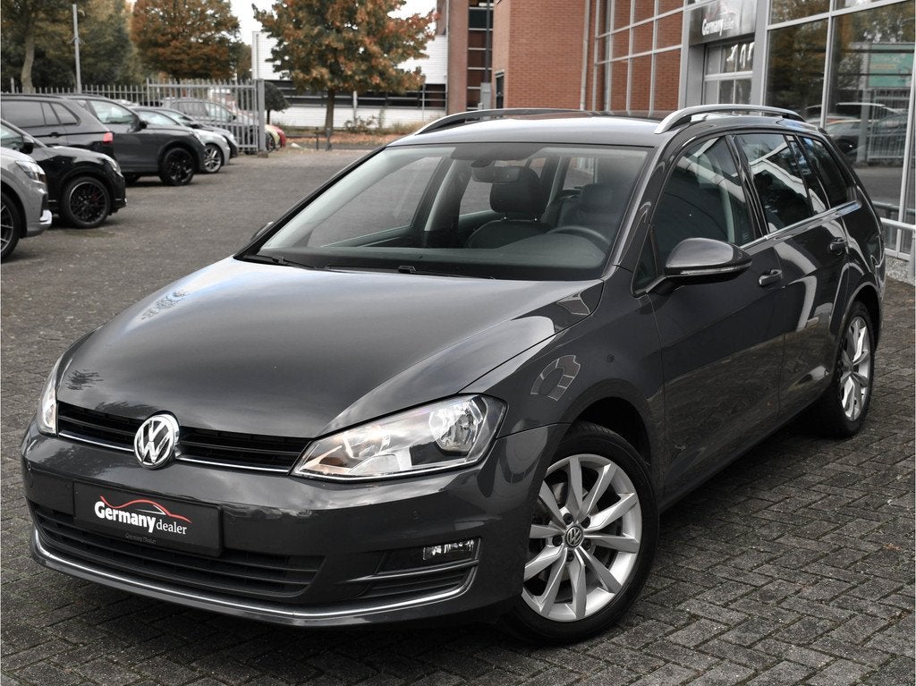 Volkswagen Golf Variant 1.4 TSI 126pk Connected Series Cruis, Automatische klimaatregeling, Gebruikt, 4 cilinders, Leder en Stof