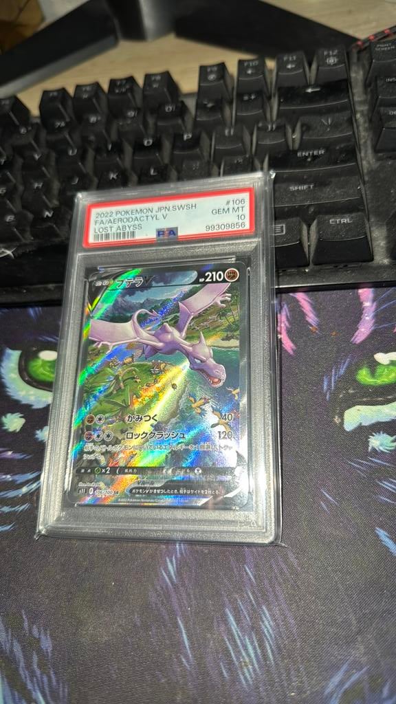 Aerodactyl v alt art japans psa 10, Ophalen of Verzenden, Zo goed als nieuw