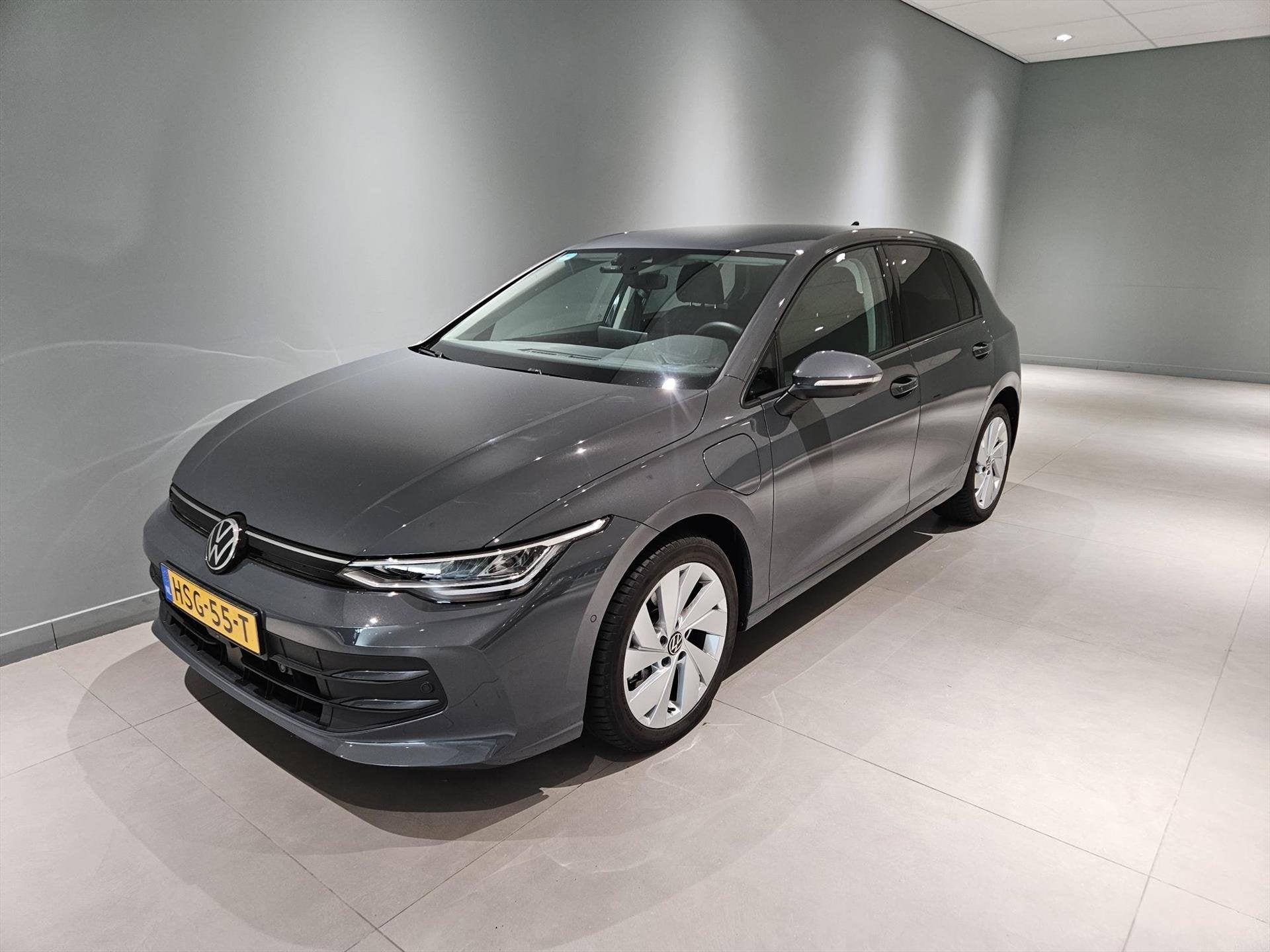 VOLKSWAGEN Golf 1.5 eHybrid PHEV 204pk DSG-6 Life Edition, 12 maanden, Stof, 4 cilinders, 1700 kg