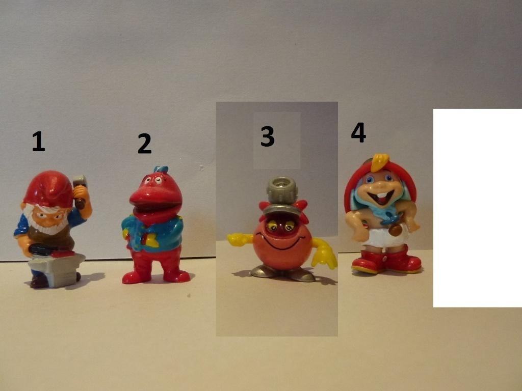 verrassingseieren figuurtjes (2), Verzamelen, Verrassingseieren, Ophalen of Verzenden, Zo goed als nieuw, Hardplasticfiguren