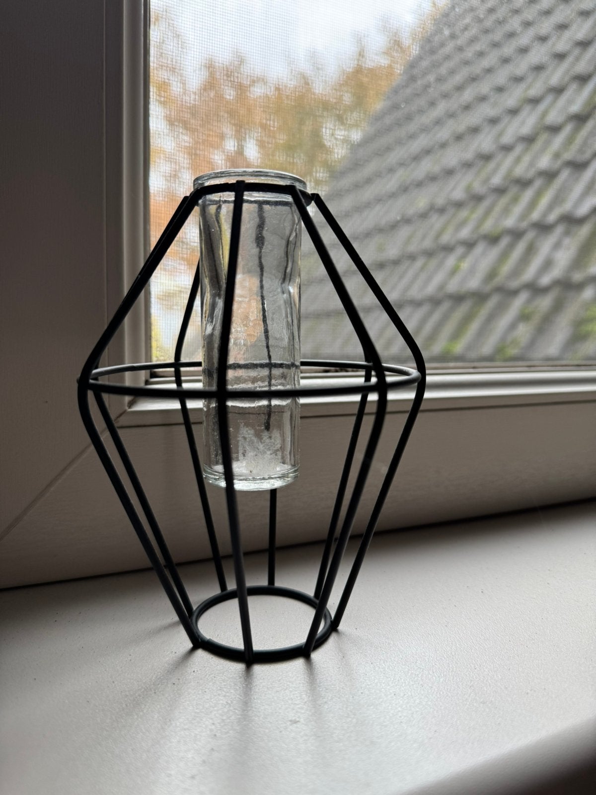 Leuke vaas voor bloemen, Ophalen of Verzenden, Nieuw, Zwart, 15 cm