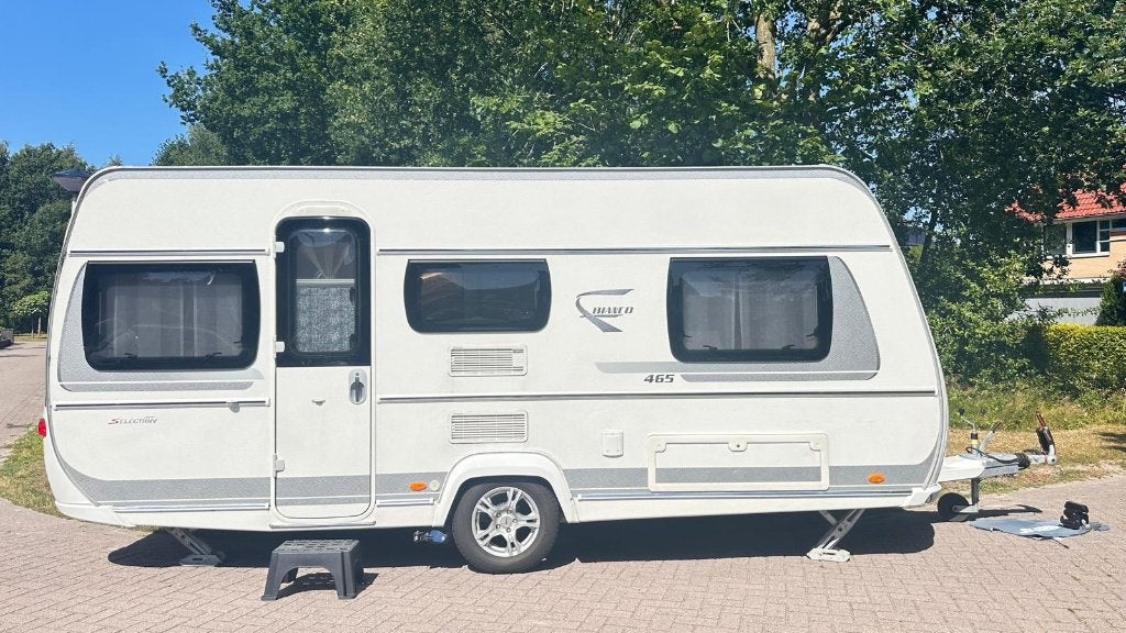 caravan Fendt 465 bianco TG 2015, Caravans en Kamperen, Caravans, Standaardzit, Luifel, Queensbed, Particulier