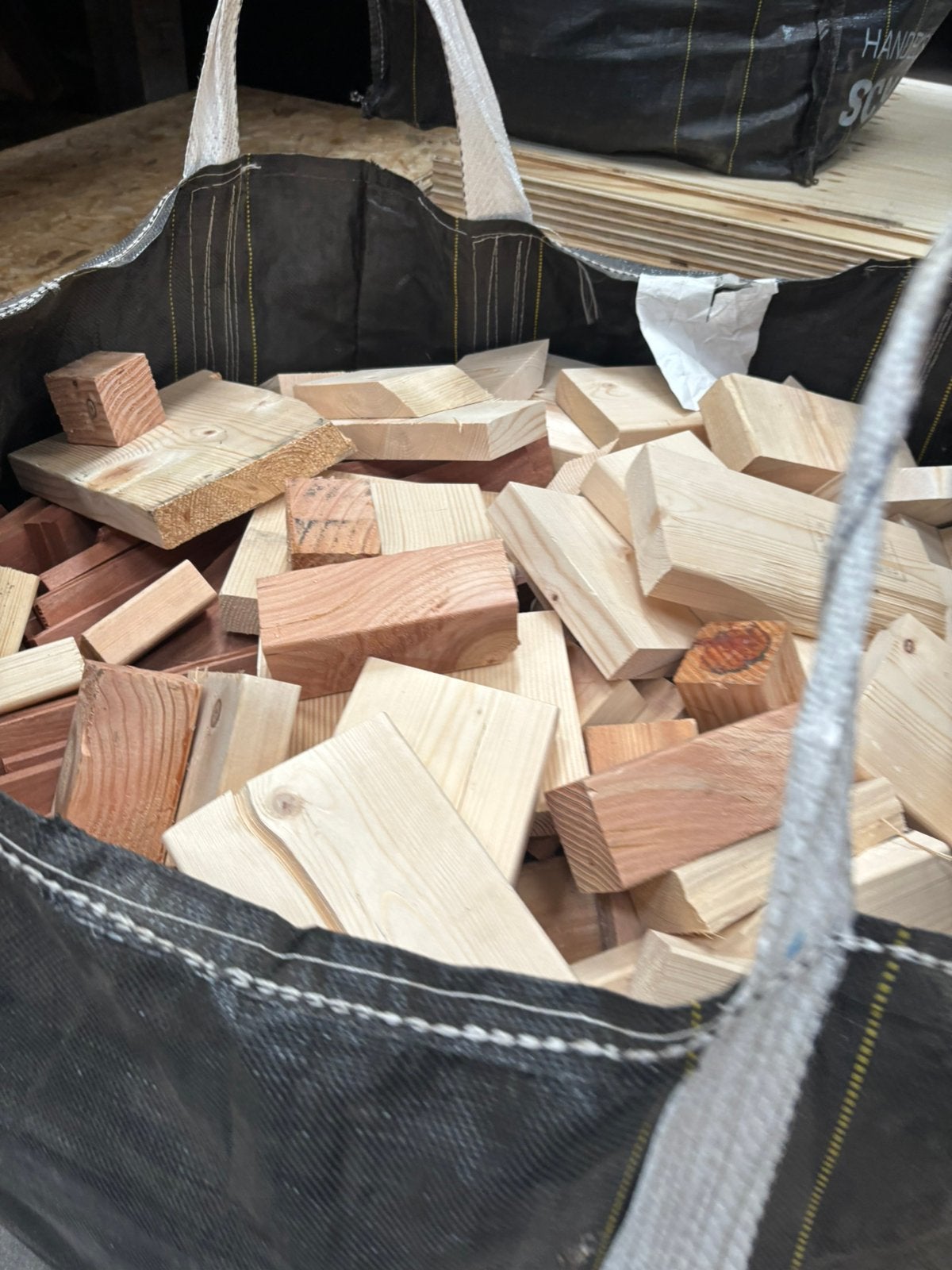 Bigbag's Gemengd Brandhout, 6 m³ of meer, Ophalen, Blokken