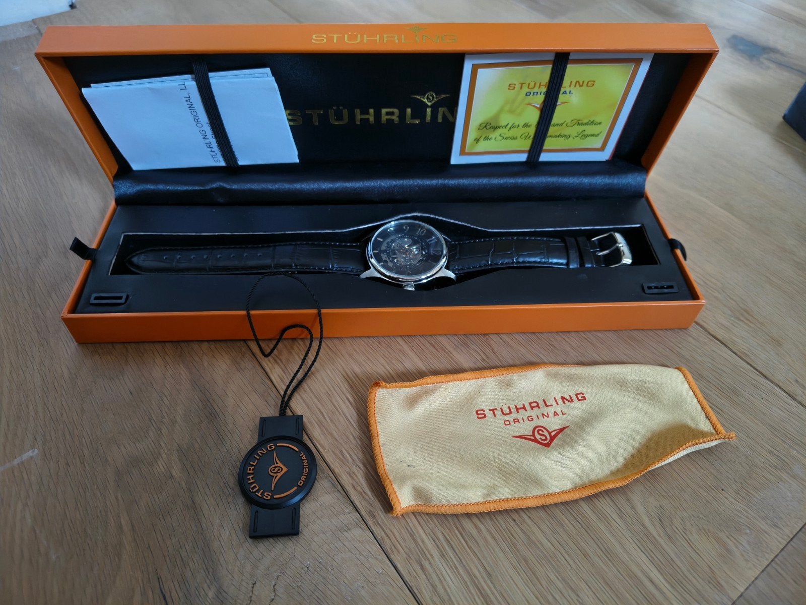 Stührling Original Polshorloge - Zo goed als nieuw, Ophalen of Verzenden, Nieuw, Leer, Overige merken