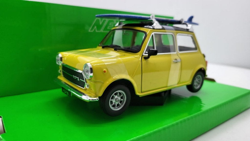 Mini Cooper 1300 1974 Geel met Surfplank, Overige merken, Overige merken, Auto, Nieuw