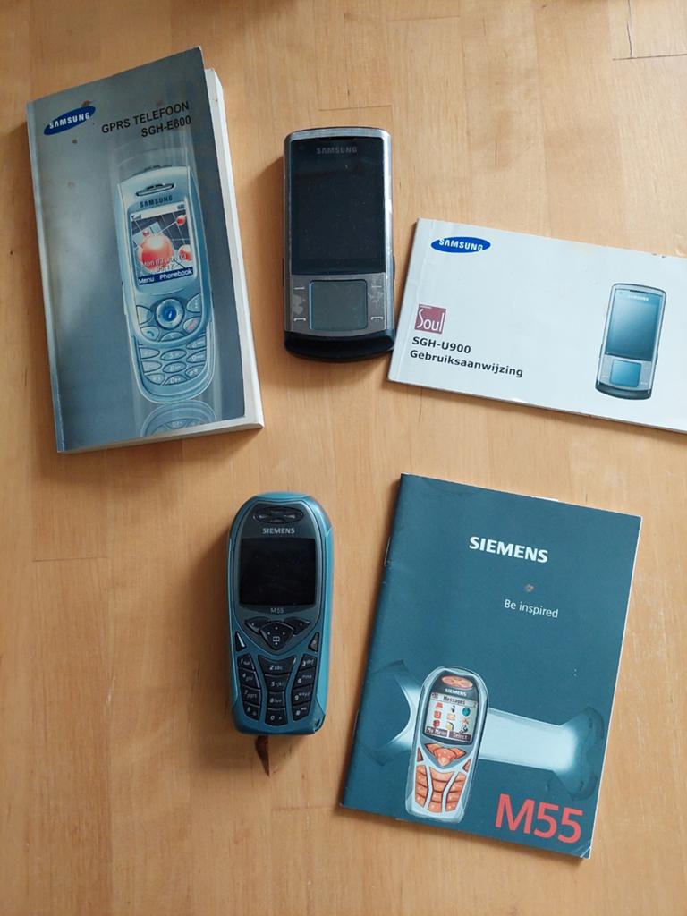 Vintage Telefoons: Samsung SGH-E600, SGH-U900, Siemens M55, Telecommunicatie, Mobiele telefoons | Overige merken, Gebruikt, Ophalen of Verzenden