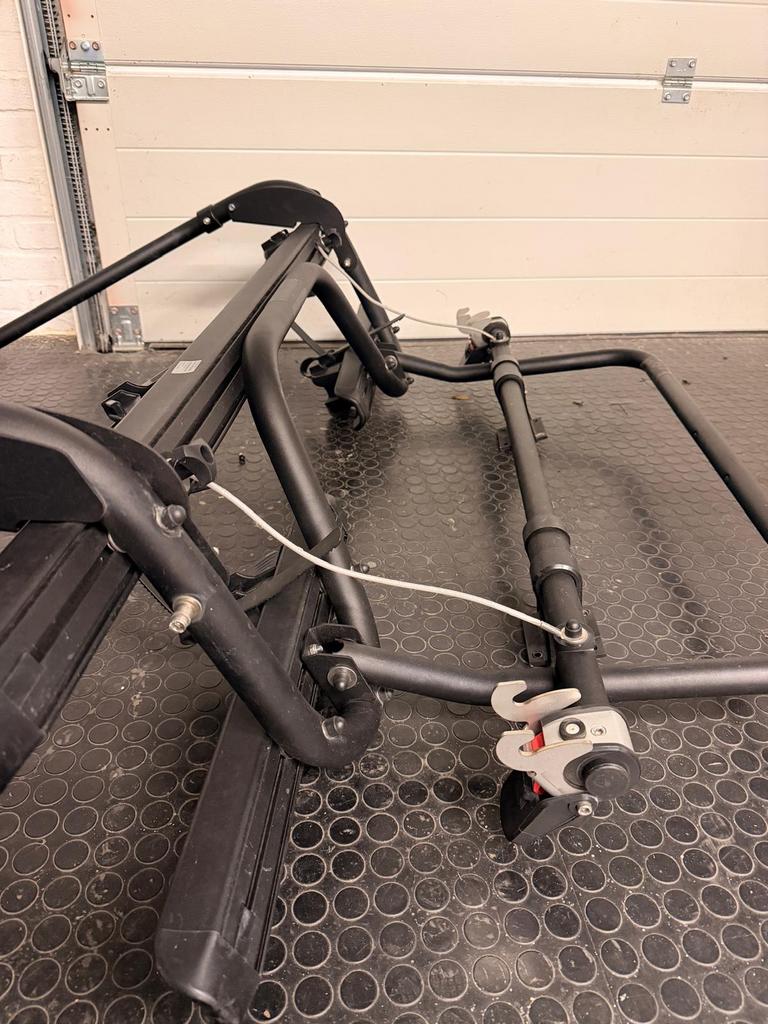 Thule Caravan Fietsendrager - Ideaal voor E-bikes (60kg), Ophalen, Gebruikt