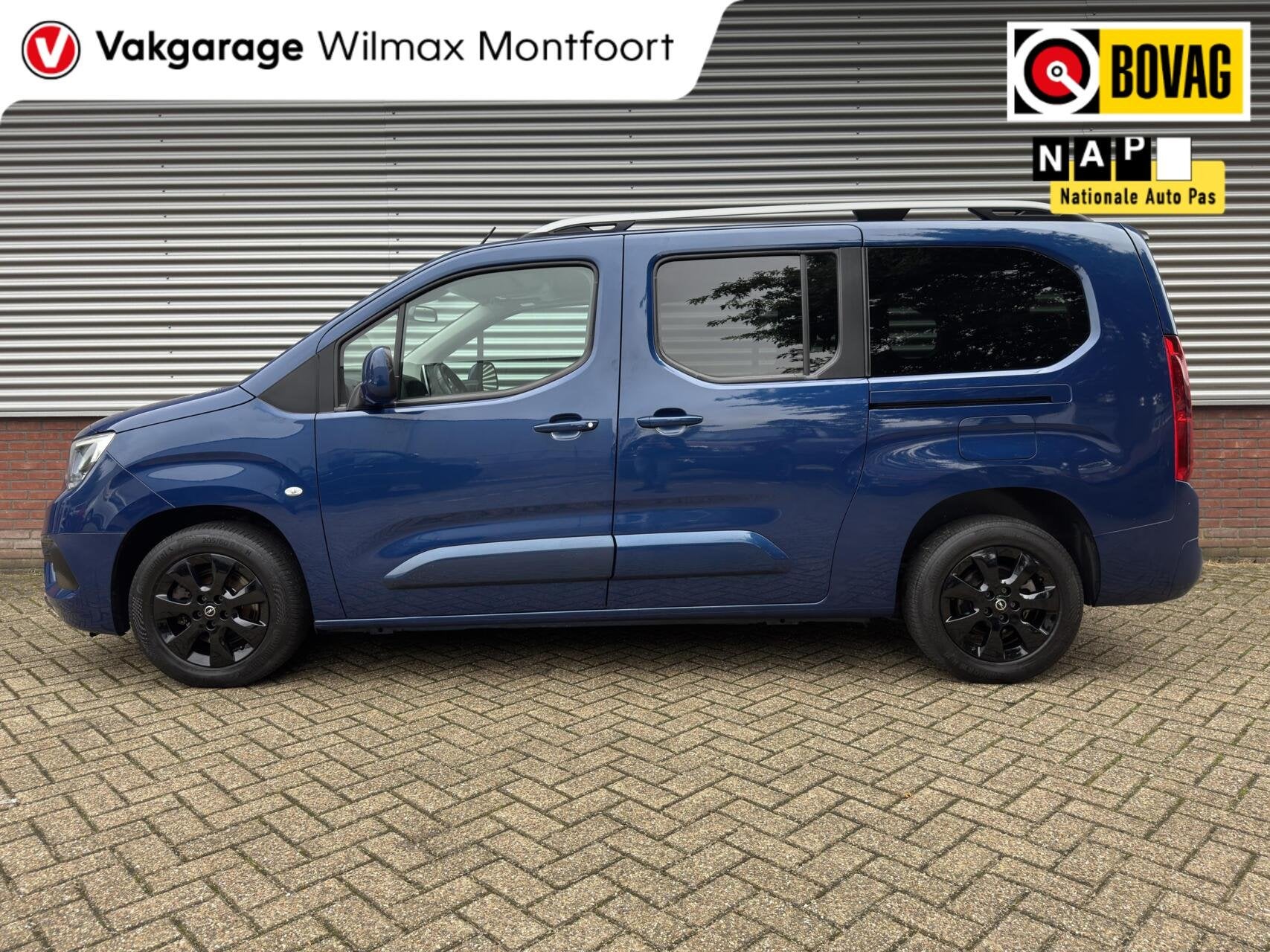Opel Combo Life 1.2 Turbo L2H1 Edition 7p.|Stoelverwarming|A, Stof, Met garantie (alle), Blauw, 7 stoelen