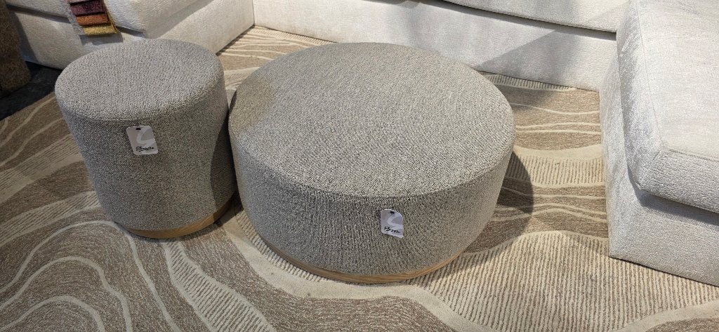 Poef en Hocker Rond Grijs | Showmodel, Ophalen, Bornsestraat 31, Rond, 75 tot 100 cm