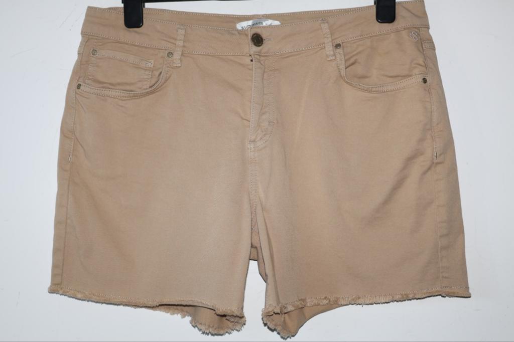 Summum korte broek maat 44 / XXL, Summum Woman, Ophalen of Verzenden, Zo goed als nieuw, Summum