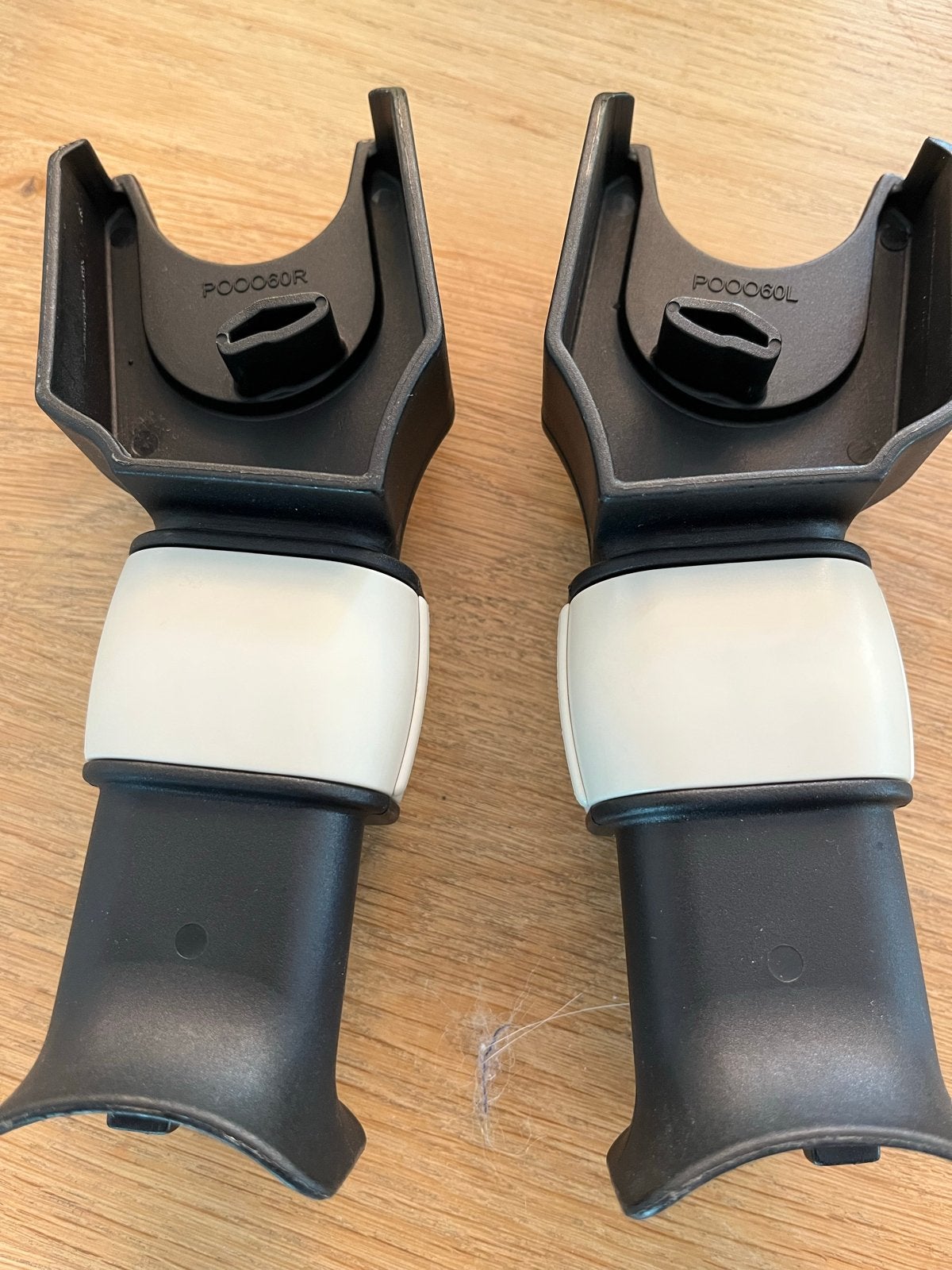Bugaboo adapters voor een Maxicosi (rechts en links), Ophalen of Verzenden, Gebruikt